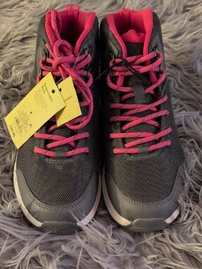 NOBO Gray and Pink Sneakers